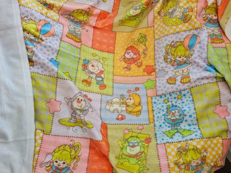 Rts strawberry sunmer 50x60 blanket Cheap